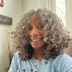 Meet your Posher, Sharee